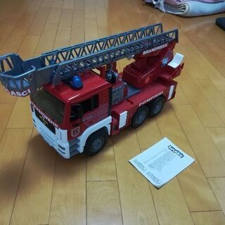 Bruder消防車中古0円の画像