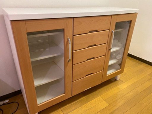 キッチンカウンター食器棚　美品です！