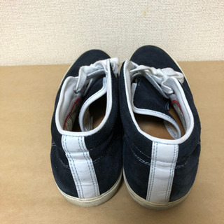 TAKEOKIKUCHI スニーカーの画像