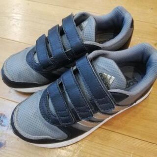 キッズスニーカー　20㎝