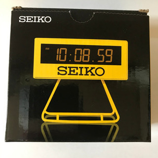 SEIKO 目覚まし時計。