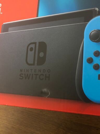 NINTENDO SWITH（外箱に傷あり）、専用ケース、NINTENDOLABO買ってくれませんか