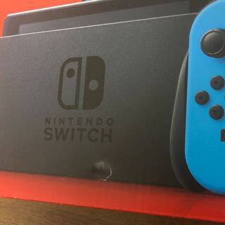 NINTENDO SWITH（外箱に傷あり）、専用ケース、NINTENDOLABO買ってくれ