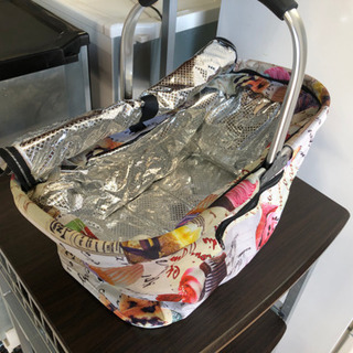 【美品】ランチバッグ弁当入れ 行楽に便利‼︎たくさん入りますの画像