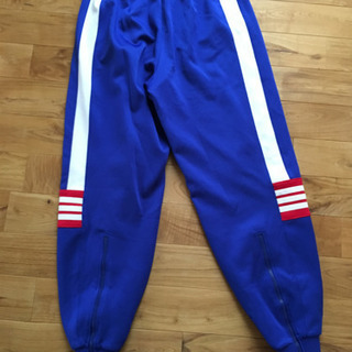 adidasジャージ Lサイズの画像
