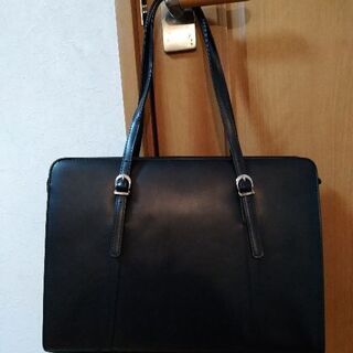 リクルート　スーツ＆カバンの画像