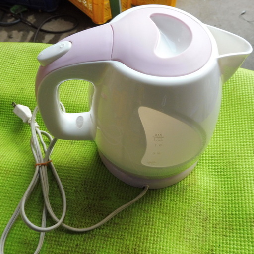 A115　丸隆　電気ケトル　MA-437　１．２L