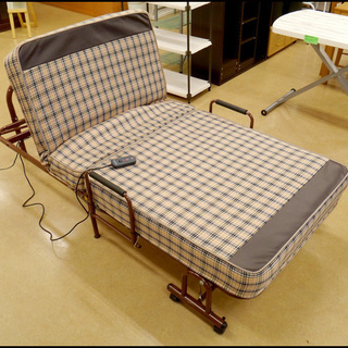 介護用 電動ベッド 折り畳み出来ます！ シングルサイズ 手すりあ...