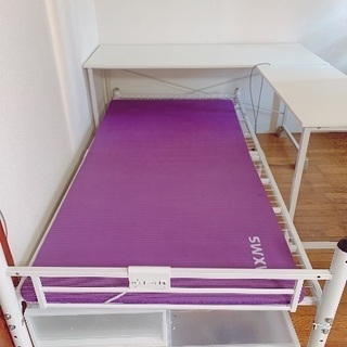 ベット・タンス引き出しさしあげます⭐︎（机はなし）