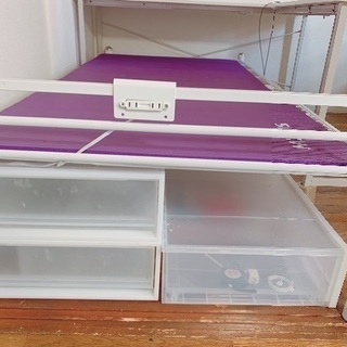 ベット・タンス引き出しさしあげます⭐︎（机はなし）の画像