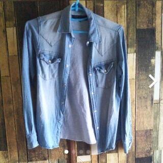 デニムシャツ