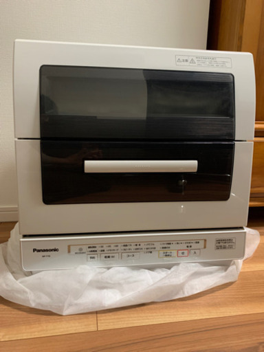 【千さまお取置き中】食洗機　Panasonic NP-TY9-W 2017年製　電気食器洗い乾燥機