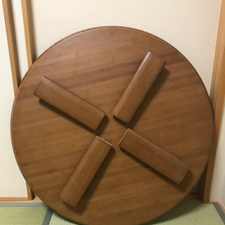 【値下げしました！】90cm 折り畳み丸テーブルの画像