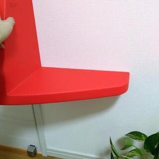 赤　取り付け棚　IKEA?