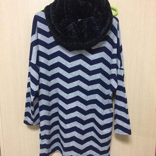 ラグラン袖チュニック(モコモコストール付）