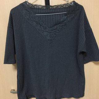 襟元レース Tシャツ