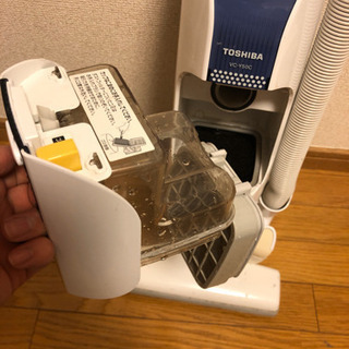 TOSHIBA サイクロン掃除機の画像