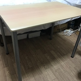 60×90テーブル　ナカバヤシ