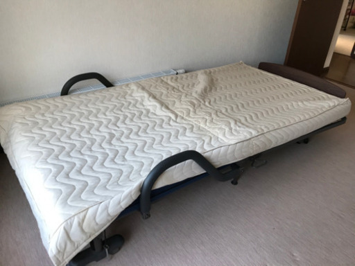 折り畳み　シングルベッド