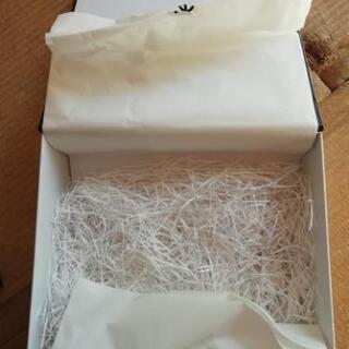 CHANEL シャネル 空箱の画像