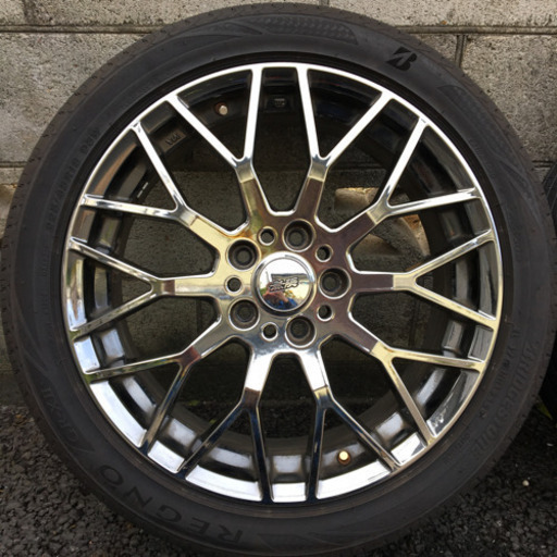 無限XJ18インチ　ブリヂストンレグノGR-XⅡ
