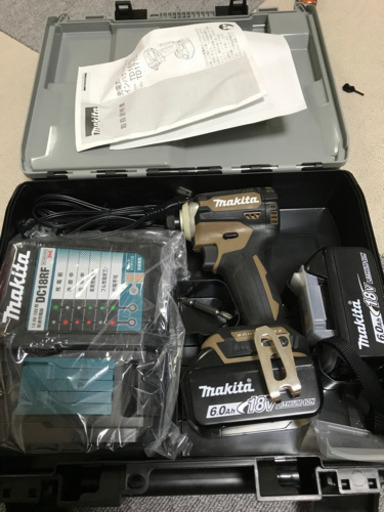 マキタ　インパクトドライバー