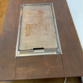 鉄板テーブルの画像