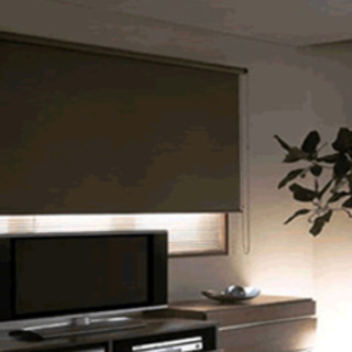 遮光ロールカーテン　