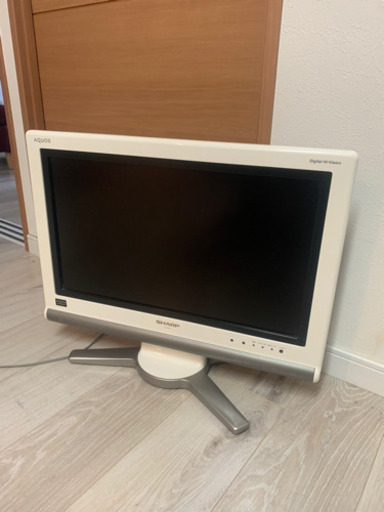 SHARP 地上D/BS/CS 20V型ハイビジョン 液晶テレビ LC-20D10