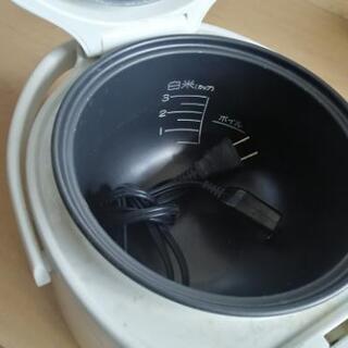 tiger　3合炊き炊飯器中古品の画像