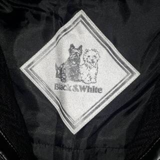 Black＆Whiteのジャンパーですの画像