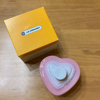 ルクルーゼ　ハート　蓋付き　ラムカン　ダムール