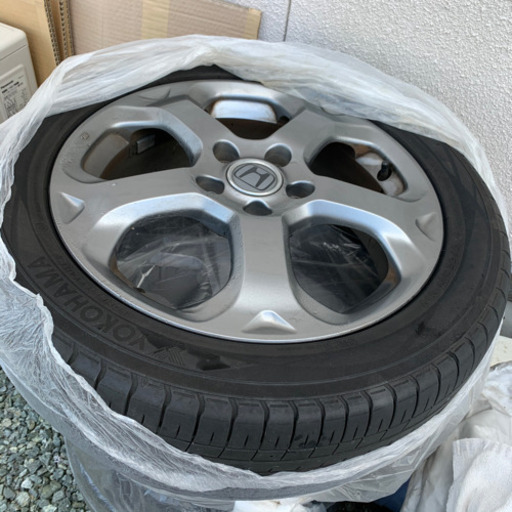 取引完了☆ストリーム　タイヤ付きホイール
