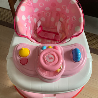 ベビー　歩行器