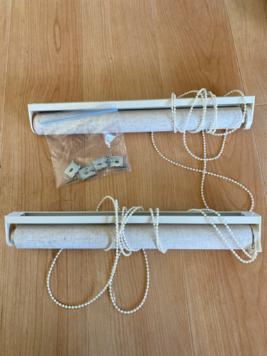 ニトリ　麻入りロールスクリーン