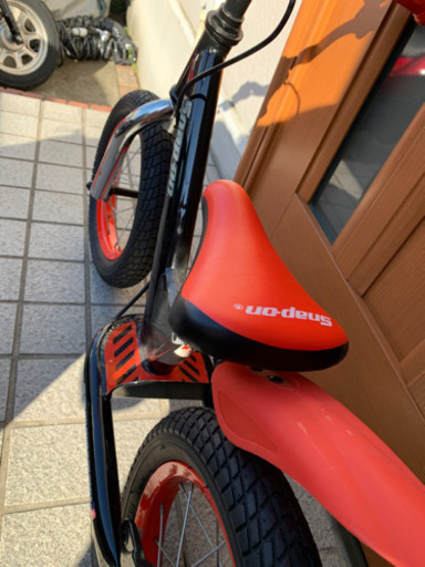 キッズバイク　未使用