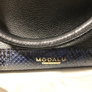 MODALU 鞄の画像