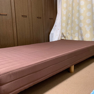 足つきマットレスベッド　シングル