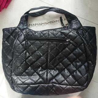 Raydy💗  キルティング模様デカ黒バッグ👜の画像