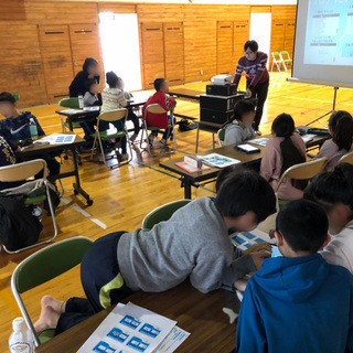 【Scratchの家庭教師やります！札幌市・オンライン可(全国)】小中学生前後の子供(学びたい方なら何歳でもいいです！)に「Scratch」を使ったプログラミングを教えます。の画像