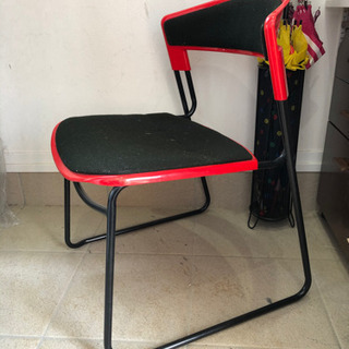 【お値下げ！】ダイニング　丸テーブルと椅子4脚の画像