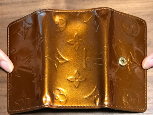 【ルイヴィトン　キーケース(ヴェルニ)】