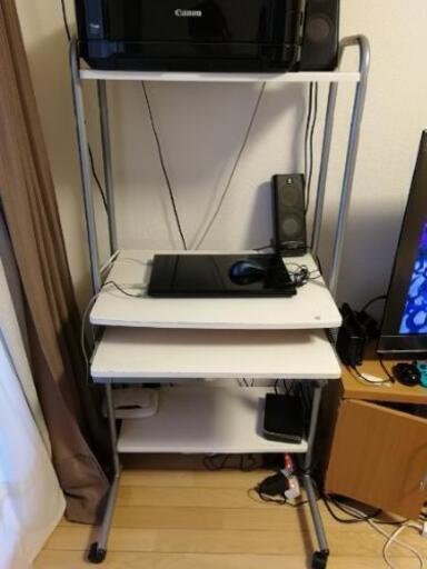 パソコンラック