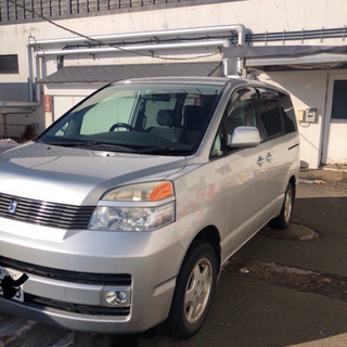車検20年８月　ヴォクシー　4WDの画像