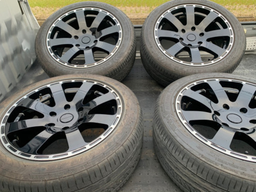 ハイエースタイヤホイールセット