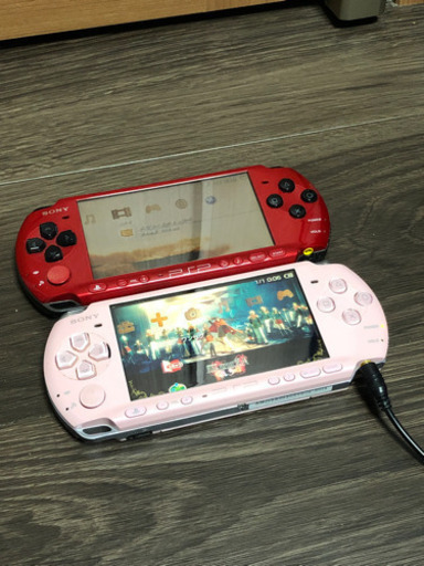 PSP3000本体2台、ソフト8本セット