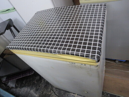 アビテラクス　冷凍庫ストッカー60L　ACF-60