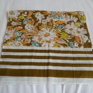 花柄スカーフ　【新品】の画像