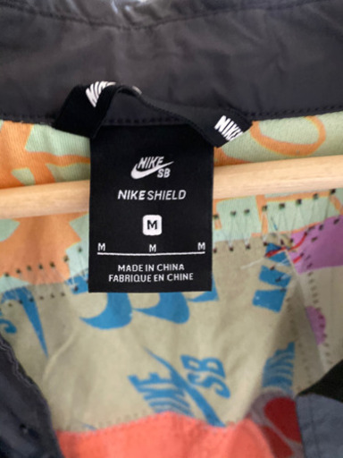 【NIKE】美品　アウター