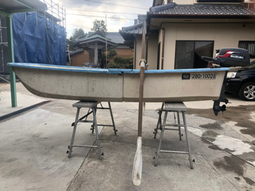ボート　エンジン付